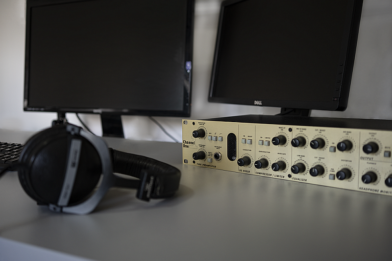 https://www.tiktakaudio.com/sites/default/files/2020-09/Studio1.png